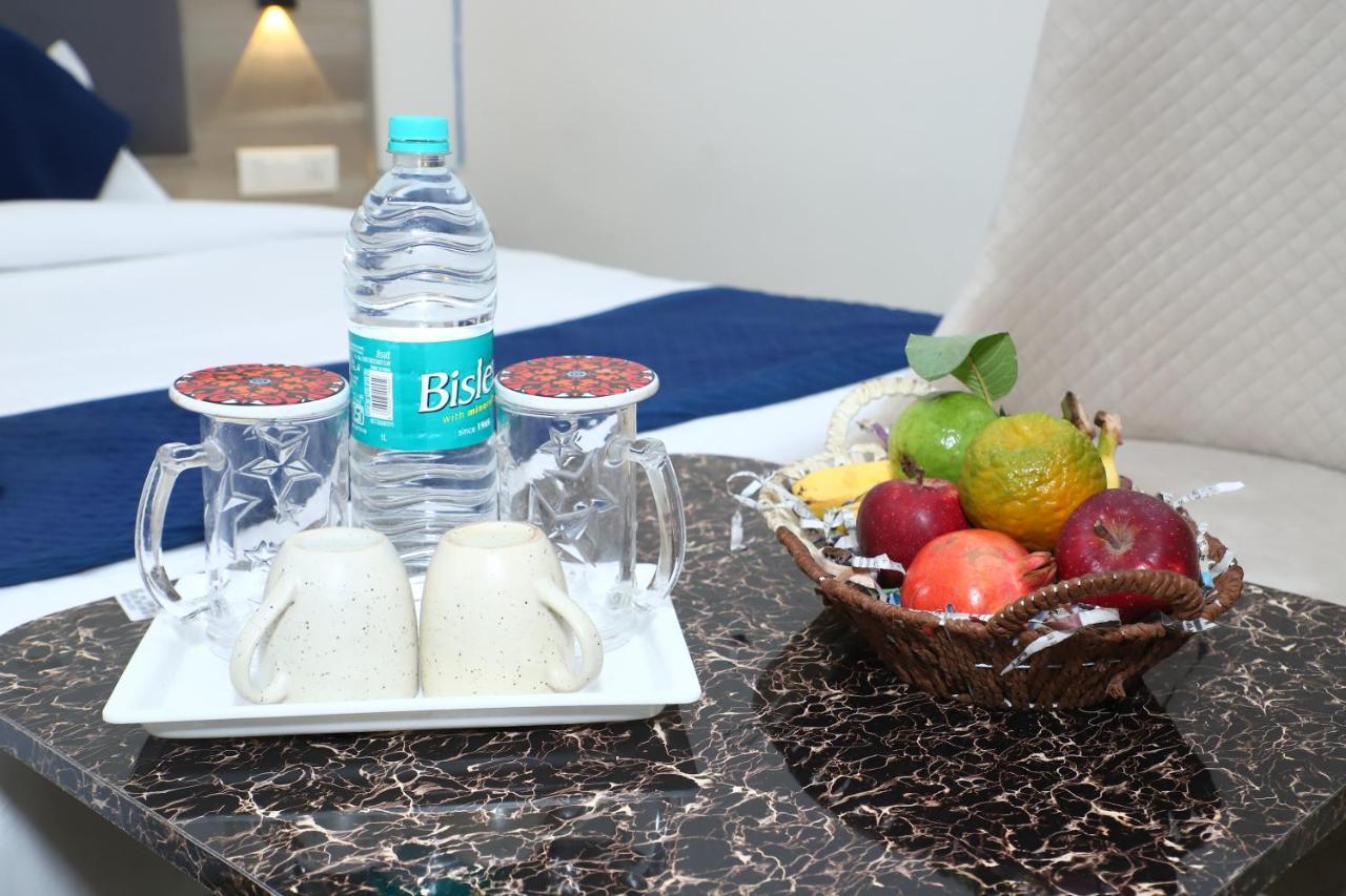 Lyf Corporate Suites - Noida Sector 19 Экстерьер фото